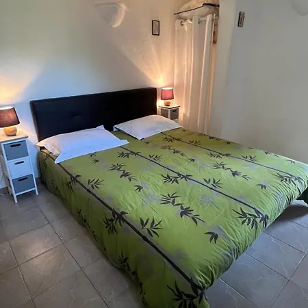 Guest house Et Tables D'hotes Zelia & Jacques Berquez Pianottoli-Caldarello (Corsica)