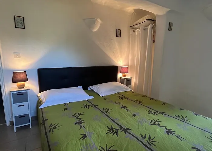 Et Tables D'hotes Zelia & Jacques Berquez פיאנוטולי-קלדרלו