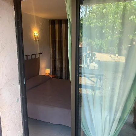 Et Tables D'hotes Zelia & Jacques Berquez Pensionat Pianottoli-Caldarello (Corsica)