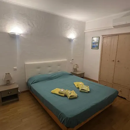 Et Tables D'hotes Zelia & Jacques Berquez Pensionat