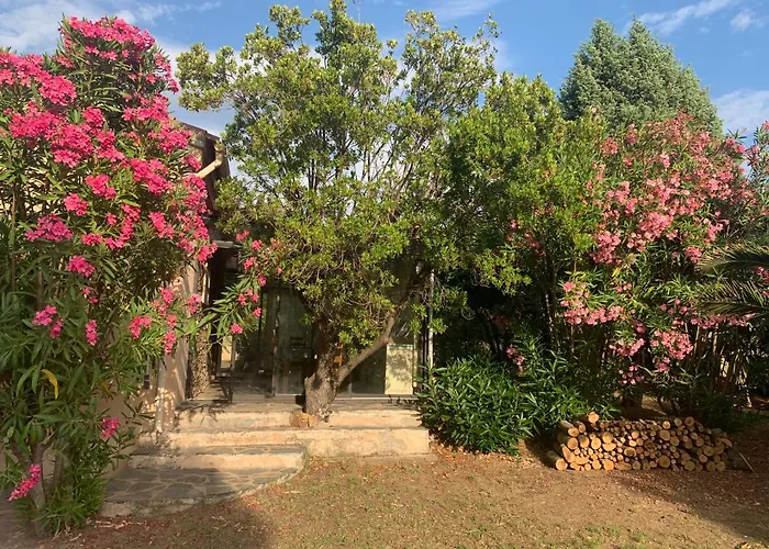 Et Tables D'hotes Zelia & Jacques Berquez 3*