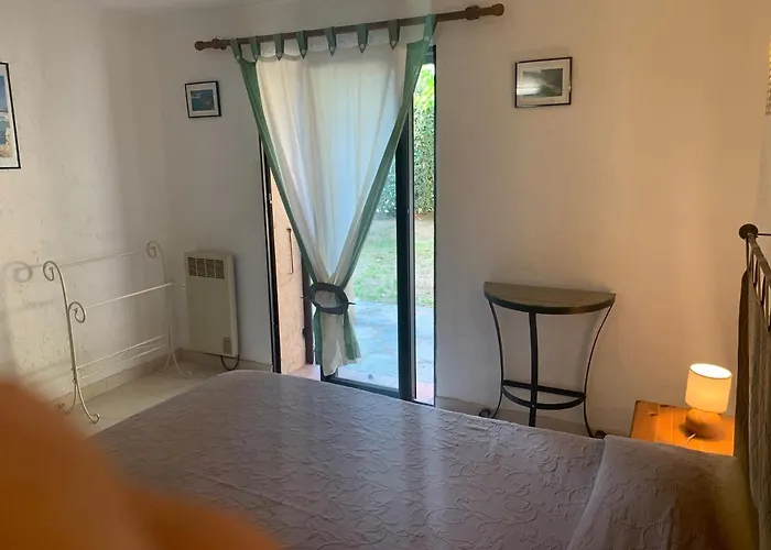 Maison d'hôtes Et Tables D'hôtes Zélia&jacques Berquez Pianottoli-Caldarello (Corsica)